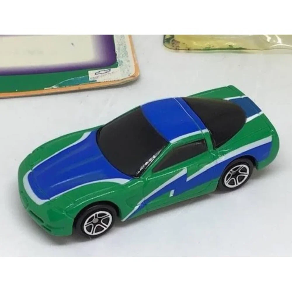 '97 1997 Chevrolet Corvette Matchbox Car Taco Bell Promo Green Blue Collectible